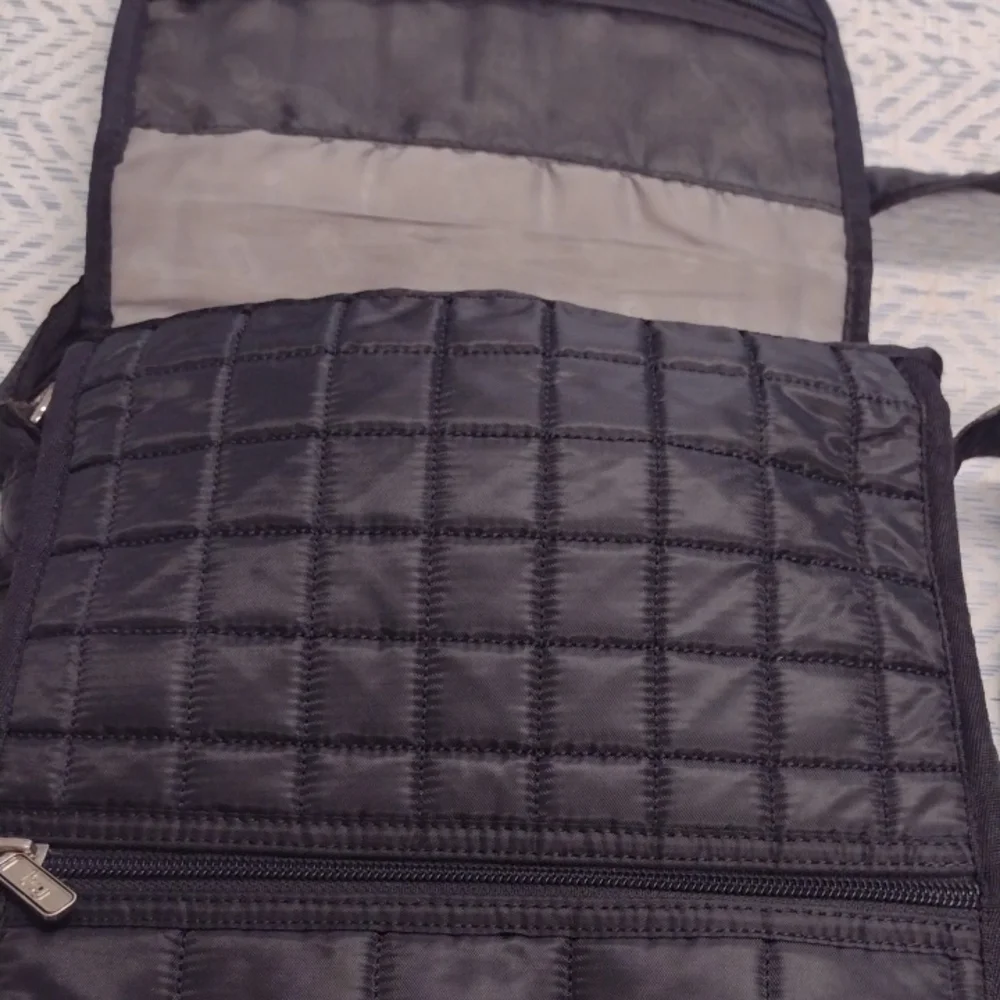 Lug Quilted Black Messenger Bag Crossbody